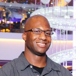 Meet your Posher, Quent